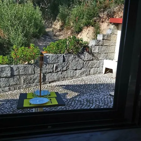 בית אירוח A Varanda *